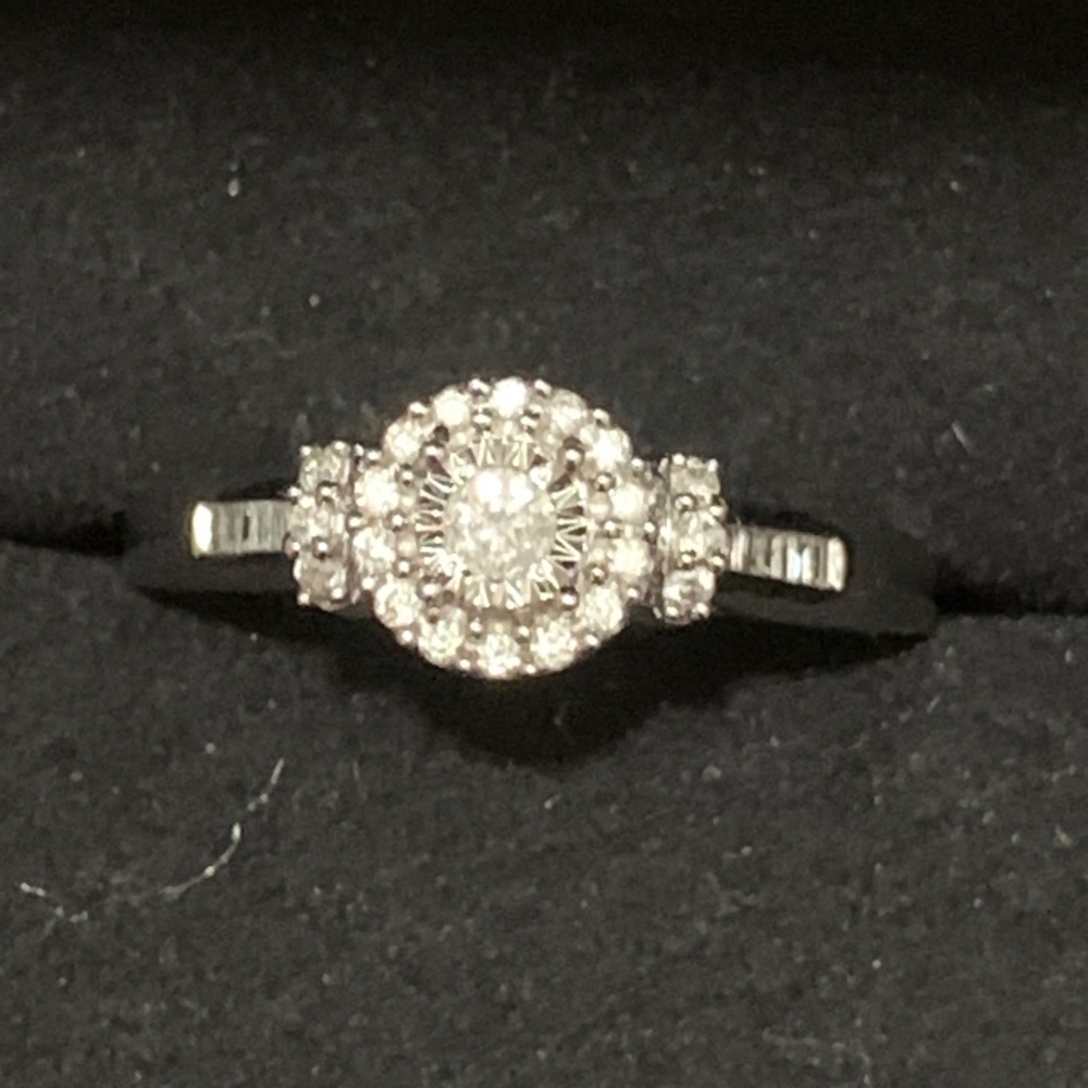 Zales Diamond Gold Ring